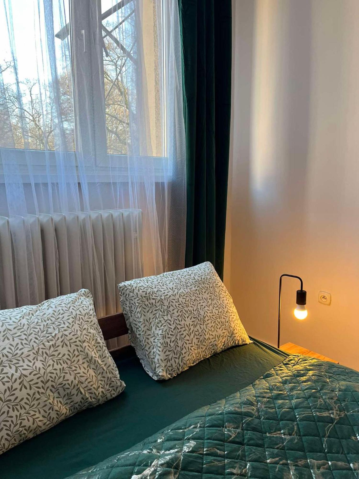 Tom Hostel Cracovia Esterno foto