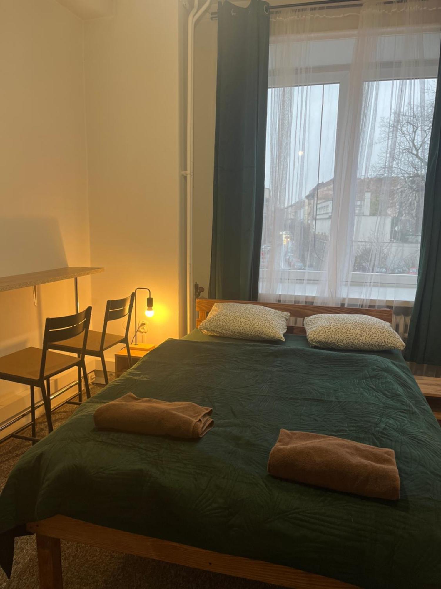 Tom Hostel Cracovia Esterno foto