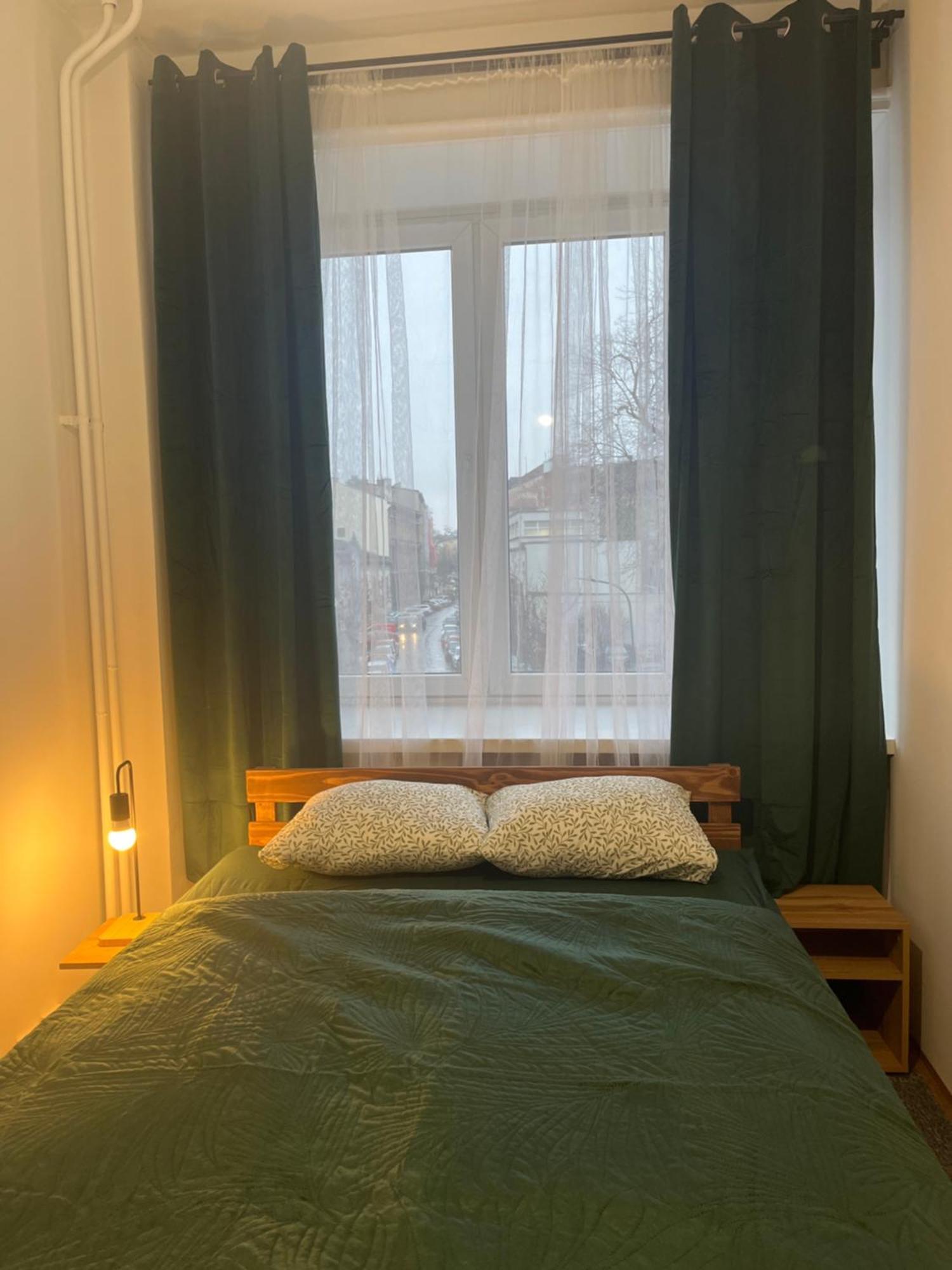 Tom Hostel Cracovia Esterno foto