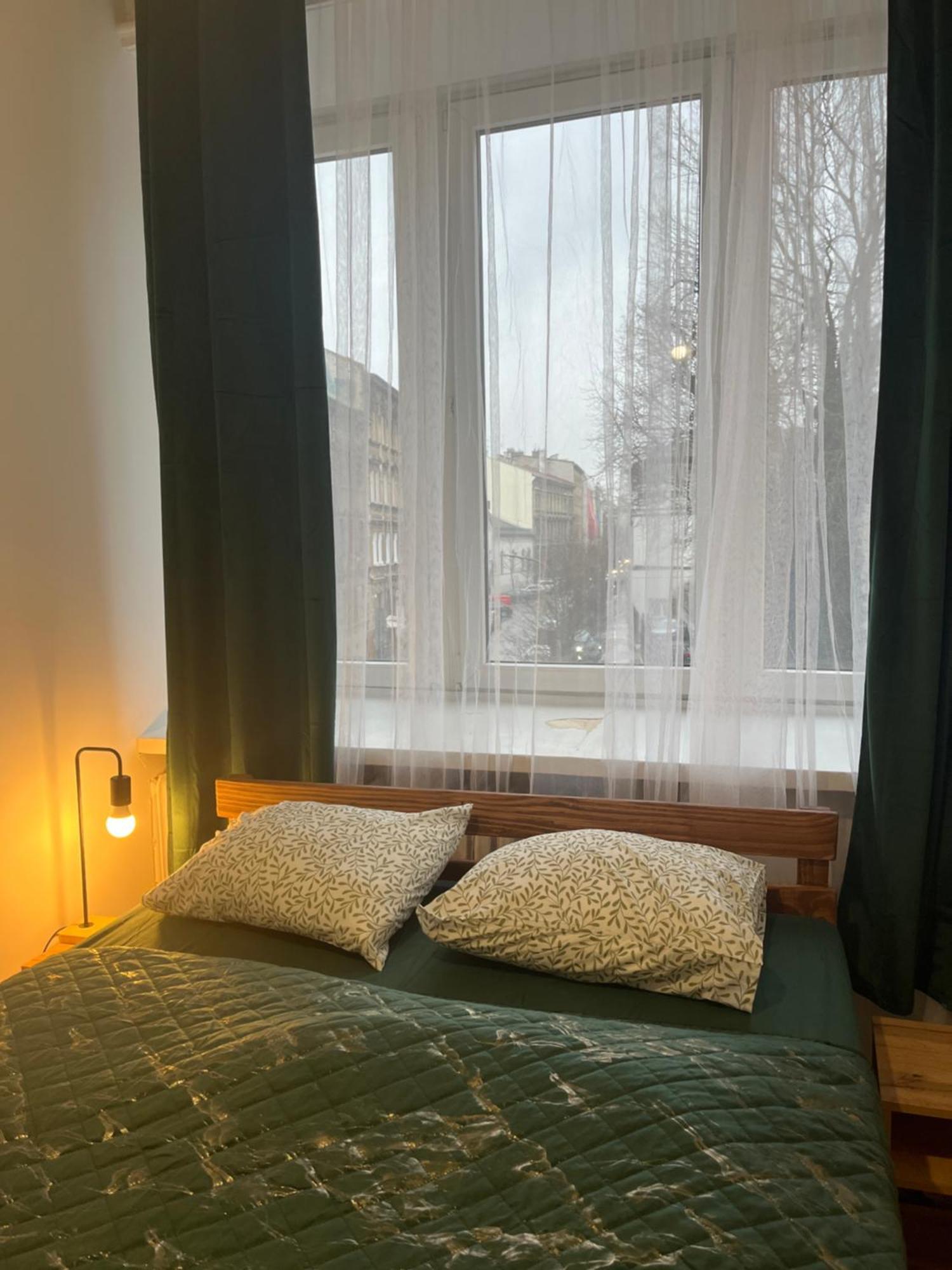 Tom Hostel Cracovia Esterno foto