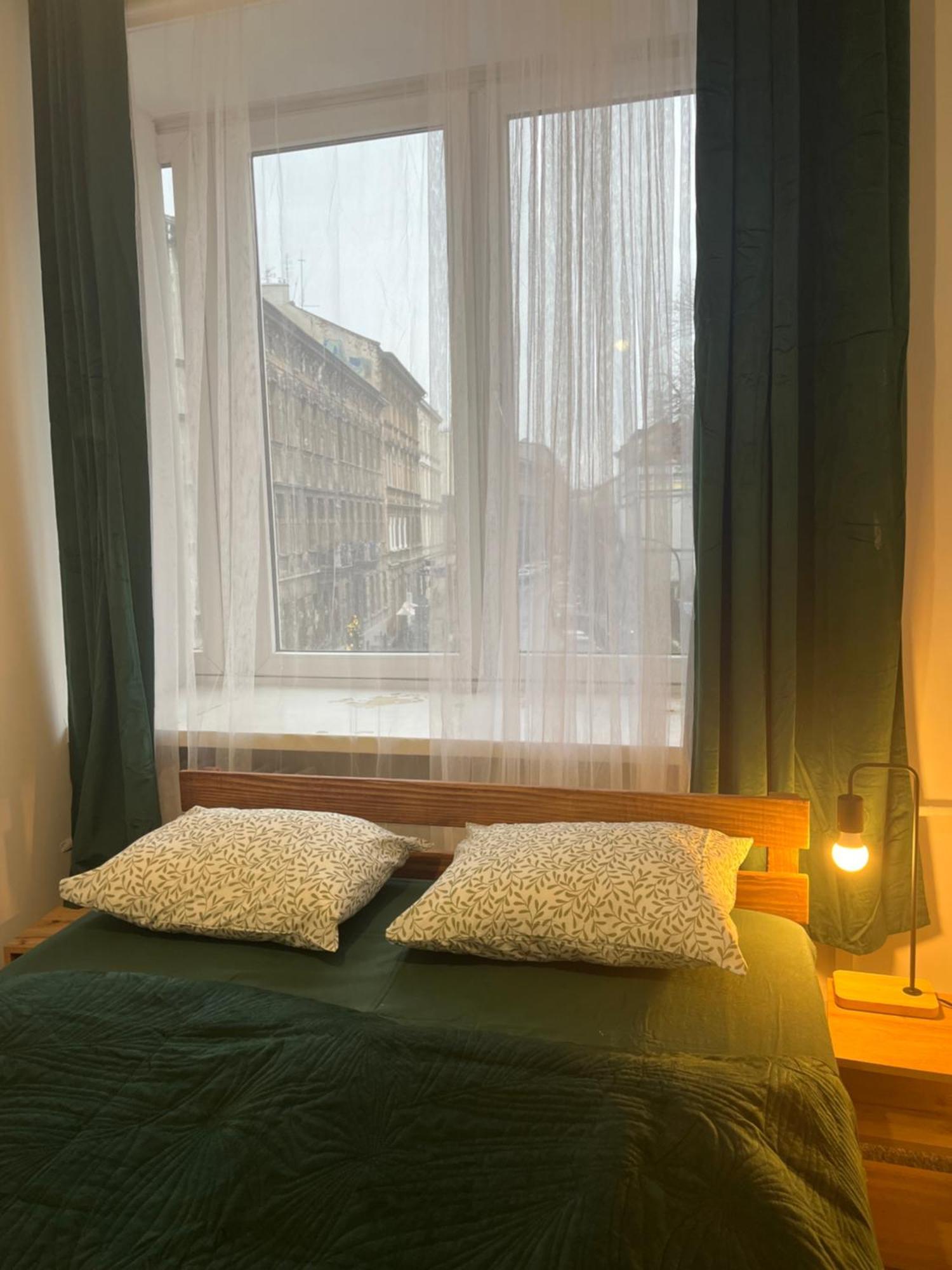 Tom Hostel Cracovia Esterno foto