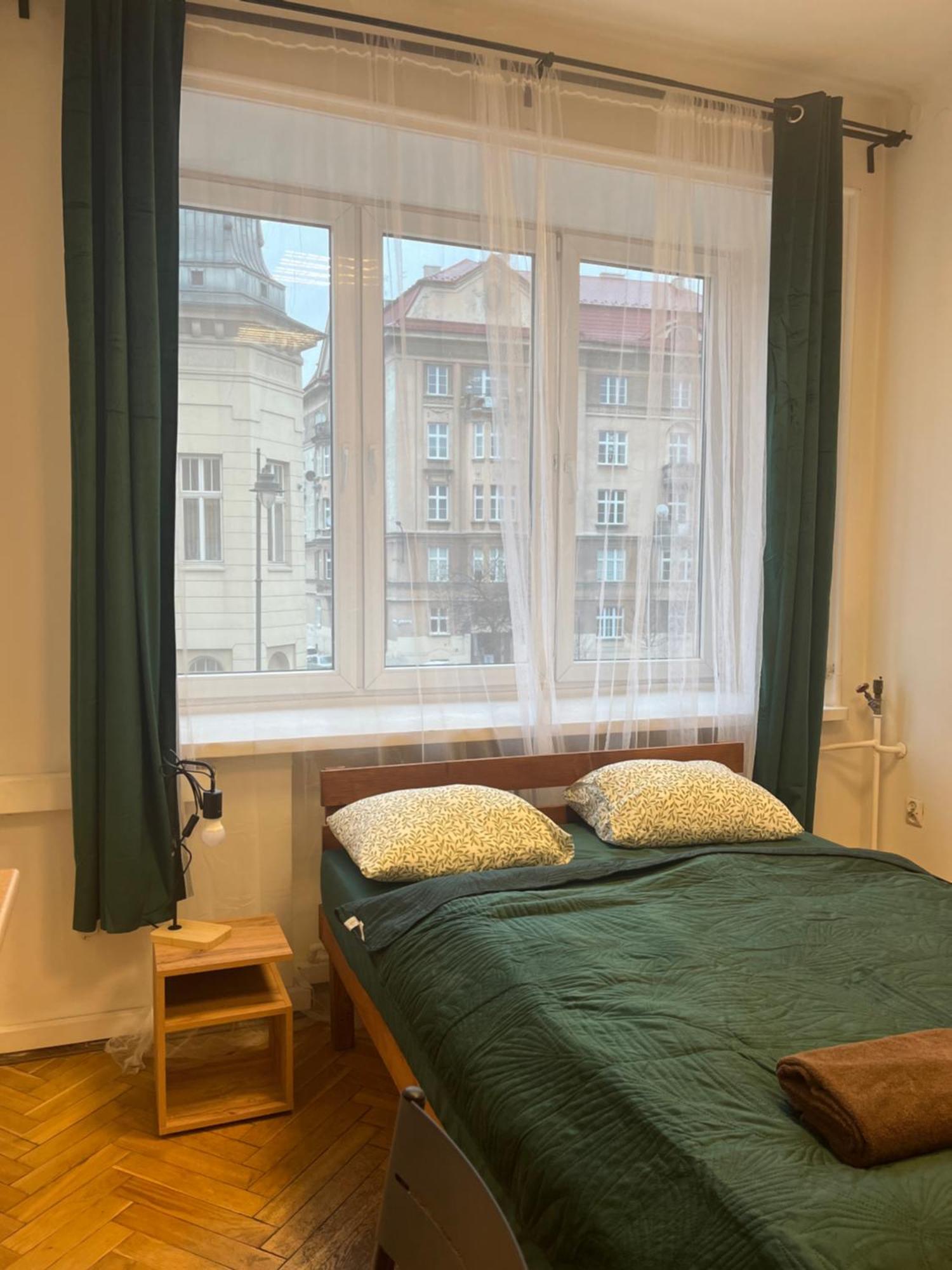 Tom Hostel Cracovia Esterno foto