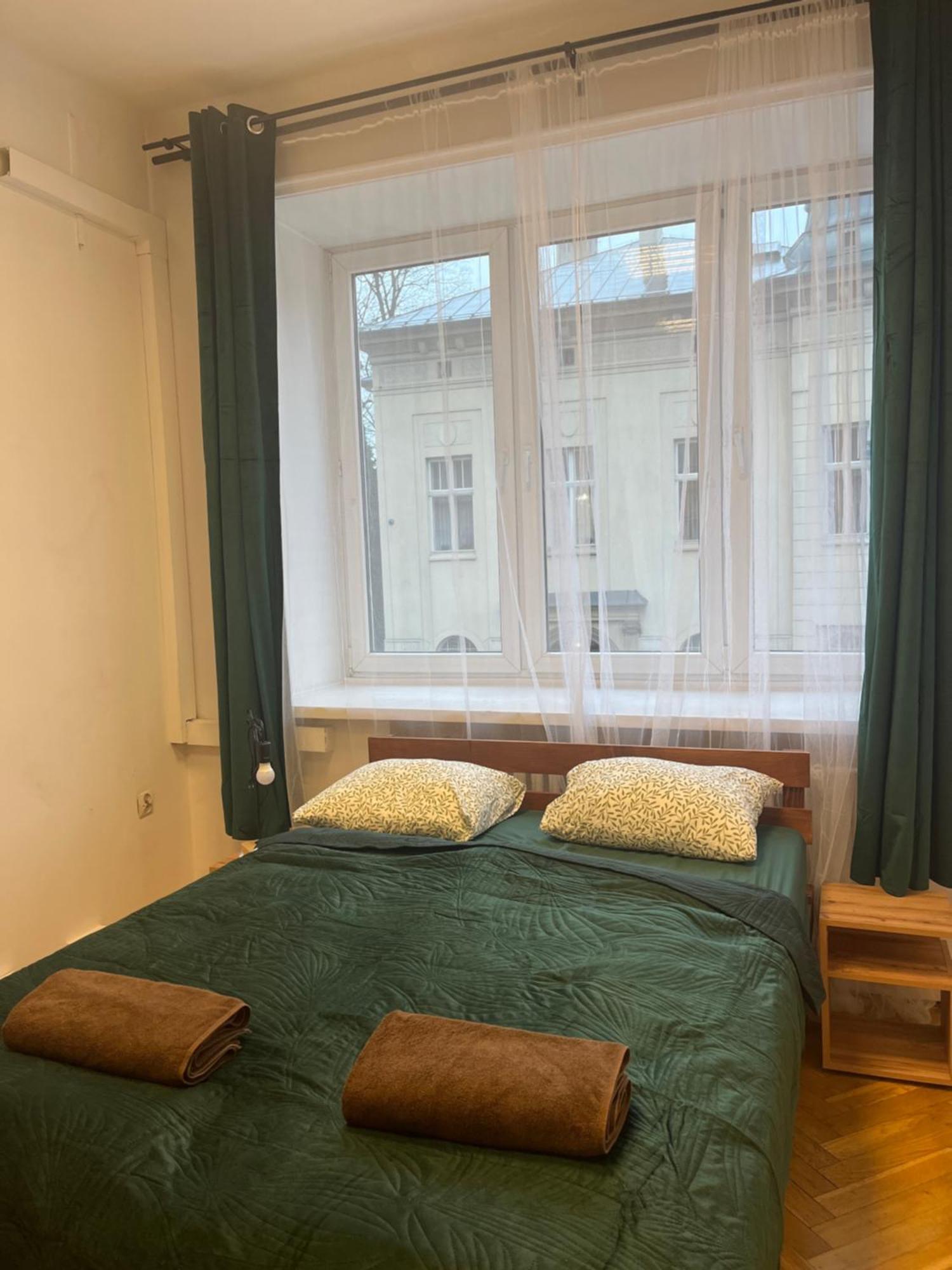 Tom Hostel Cracovia Esterno foto