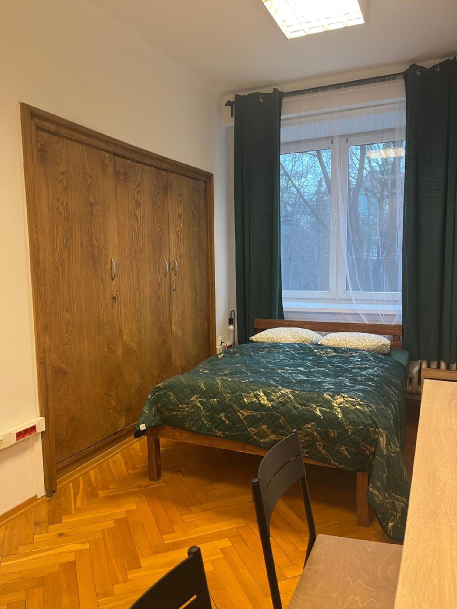 Tom Hostel Cracovia Esterno foto